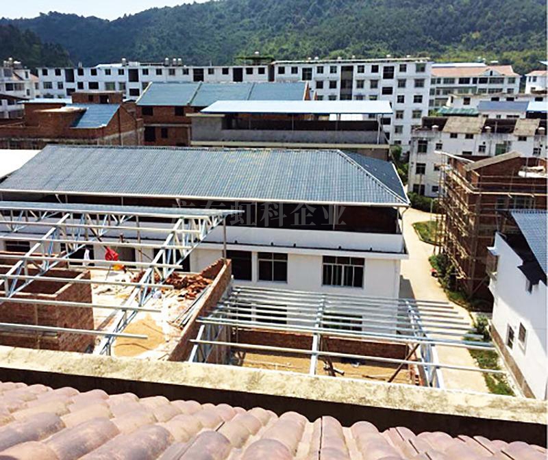 台风来势汹汹，你家的屋面还得抗得住吗？